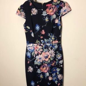 Floral Knee-Cut Dress